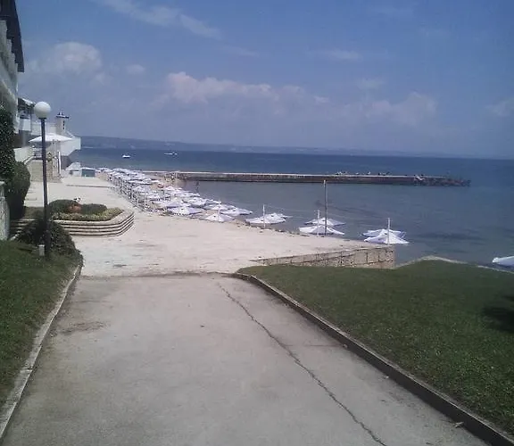 Nikeapark * ゴールデンサンド